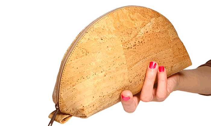 cork-cosmetic-bag
