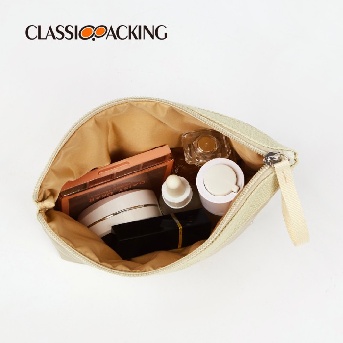glossy-polyester-makeup-bag-capacity