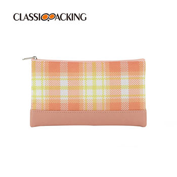 Lightweight  Plaid Eco-friendly RPET Cosmetic Bag Wholesale