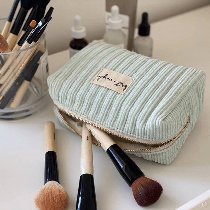 Wholesale Quilted Corduroy Makeup Bags, $1.8/PC Corduroy Toiletry Bags -  CLASSIC PACKING